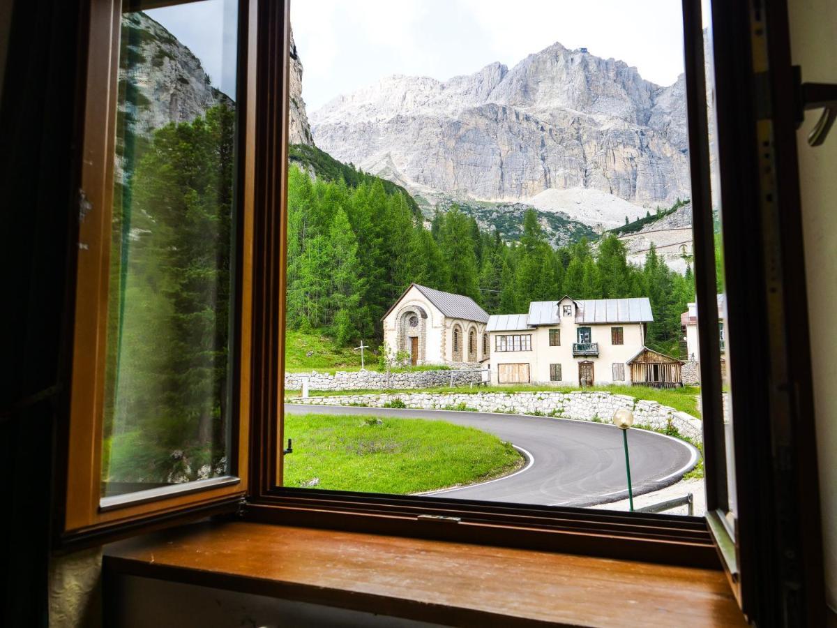 Hotel Al Sasso Di Stria Andraz Exterior foto